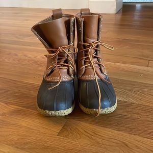 Size 4 kids bean boots